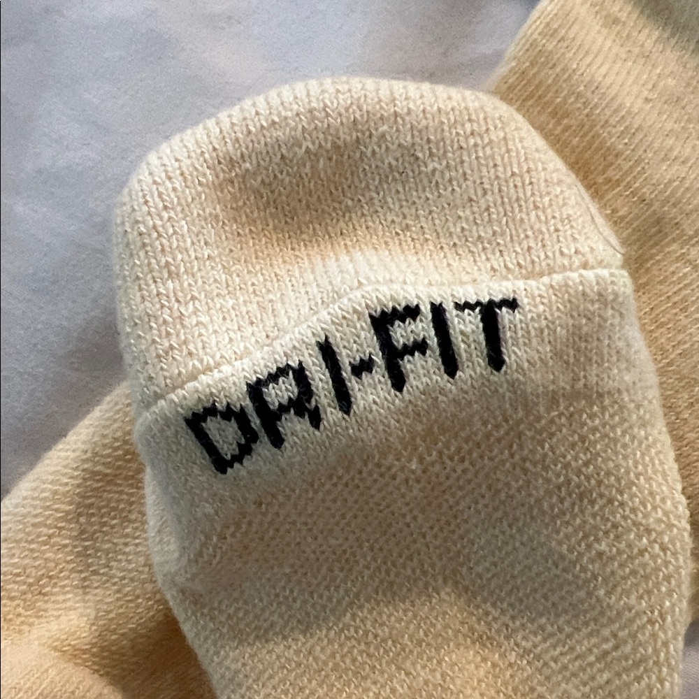 3 pairs Nike Athletic Crew Socks - Picture 4 of 7